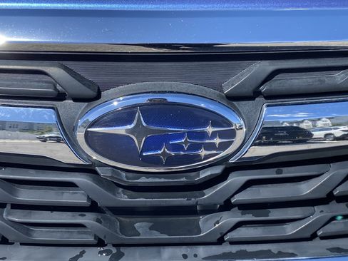 Used 2017 Subaru Forester 2.5i Touring AWD/4WD image 25