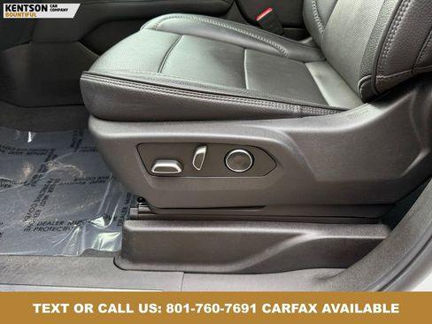 Used 2025 GMC Yukon XL Denali AWD/4WD image 27