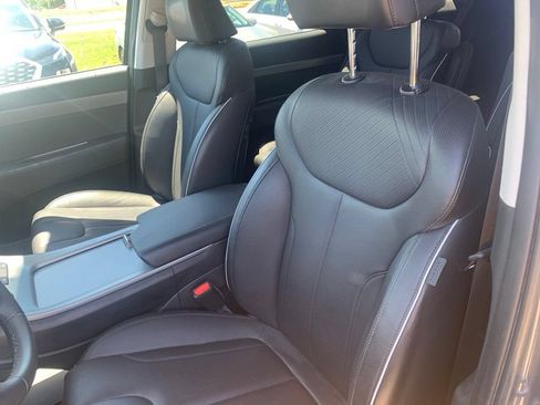 Used 2023 Hyundai Palisade SEL AWD/4WD image 12