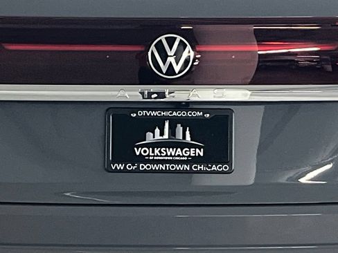 New 2026 Volkswagen Atlas Cross Sport SEL Premium R-Line AWD/4WD image 36