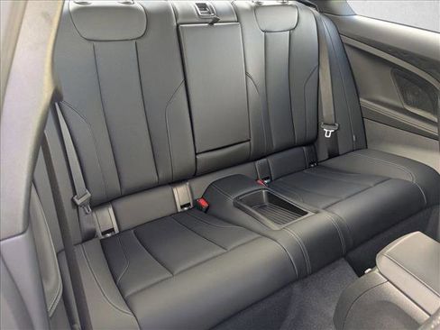 Used 2025 BMW 230i 230i w/ Convenience Package image 20