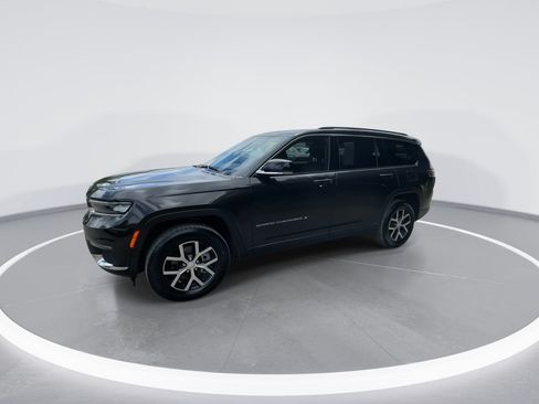 Used 2024 Jeep Grand Cherokee L Limited AWD/4WD image 8