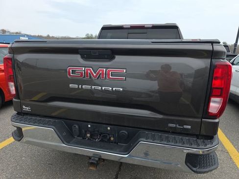 Used 2019 GMC Sierra 1500 SLE w/ Preferred Package AWD/4WD image 5