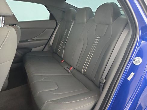 Used 2023 Hyundai Elantra SEL w/ Convenience Package FWD image 30