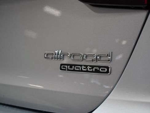 Used 2023 Audi A4 2.0T allroad Premium Plus AWD/4WD image 9