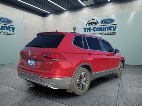 Used 2018 Volkswagen Tiguan SEL image 6