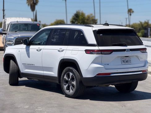 Used 2024 Jeep Grand Cherokee Limited 4xe AWD/4WD image 3