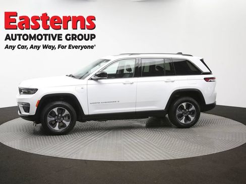 Used 2022 Jeep Grand Cherokee Limited 4xe w/ Luxury Tech Group II AWD/4WD image 62
