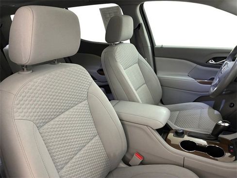 Used 2018 GMC Acadia SLE image 14