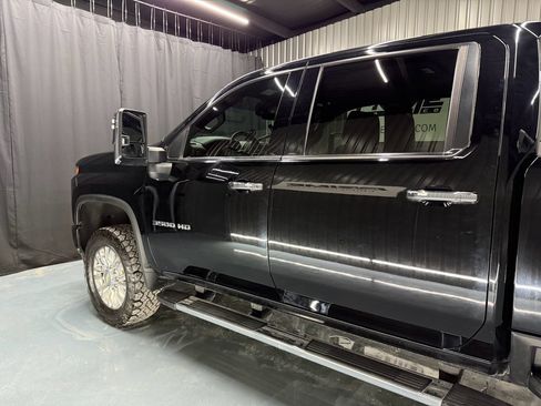 Used 2022 Chevrolet Silverado 3500 High Country w/ Z71 Off-Road Package image 7