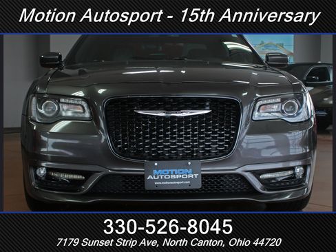 Used 2017 Chrysler 300 S w/ S Model Appearance Package image 3