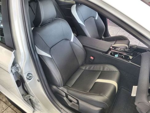New 2026 Toyota Camry Hybrid AWD/4WD image 25