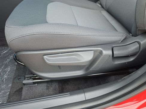 New 2026 Kia Niro LX FWD image 19