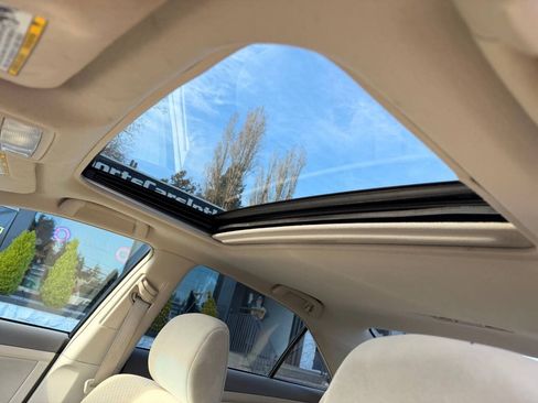 Used 2008 Toyota Camry LE FWD image 12