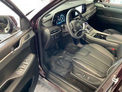 Used 2025 Hyundai Palisade SEL FWD image 8
