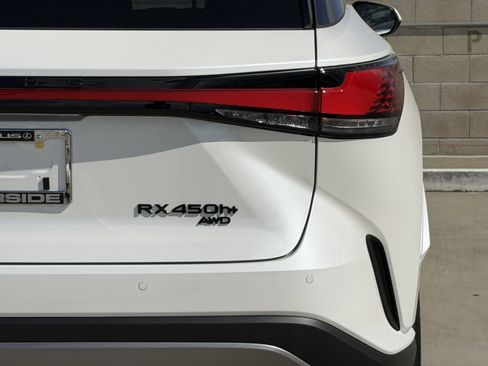 New 2026 Lexus RX 450h AWD image 11