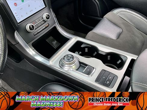 Used 2022 Ford Edge ST w/ Equipment Group 401A image 14