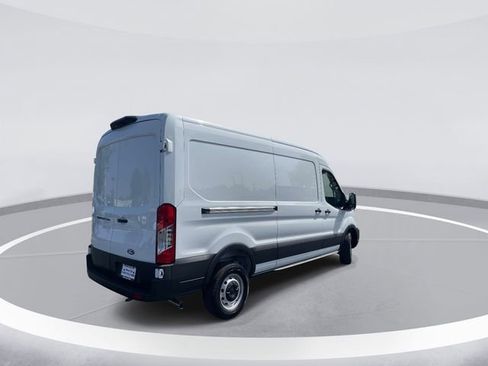 New 2026 Ford Transit 250 148 Medium Roof image 4