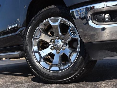 Used 2022 RAM 1500 Big Horn AWD/4WD image 3