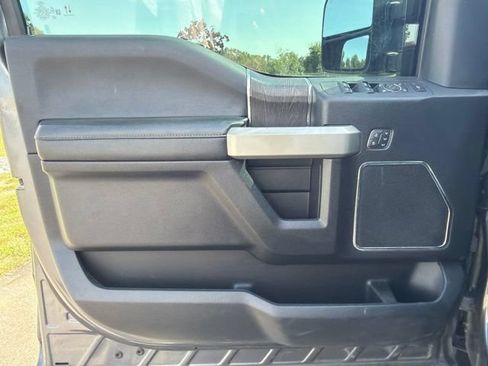 Used 2021 Ford F450 Lariat w/ Lariat Ultimate Package AWD/4WD image 23