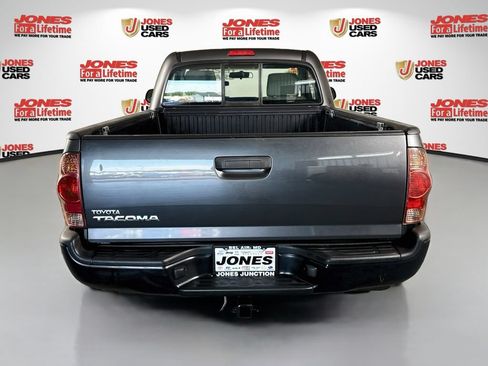 Used 2013 Toyota Tacoma 4x4 Regular Cab image 13