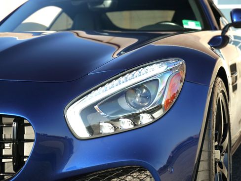 Used 2017 Mercedes-Benz AMG GT Coupe image 8