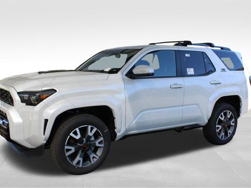 New 2026 Toyota 4Runner TRD Sport AWD/4WD image 10