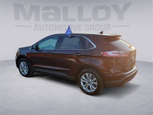 Used 2024 Ford Edge Titanium image 3