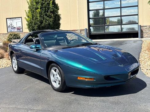 Used 1997 Pontiac Firebird Formula w/ Opt Pkg RWD image 88