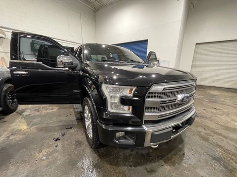 Used 2015 Ford F150 Platinum w/ Equipment Group 701A Luxury image 13