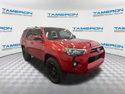 Used 2022 Toyota 4Runner SR5 Premium w/ Moonroof Package AWD/4WD image 7