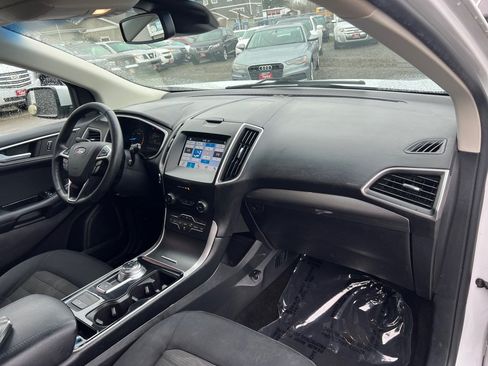 Used 2019 Ford Edge SEL FWD image 18