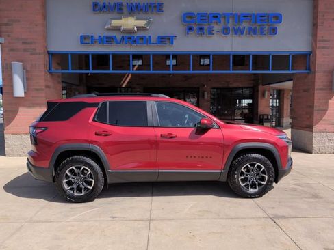Used 2025 Chevrolet Equinox ACTIV w/ Safety and Technology Package FWD image 10