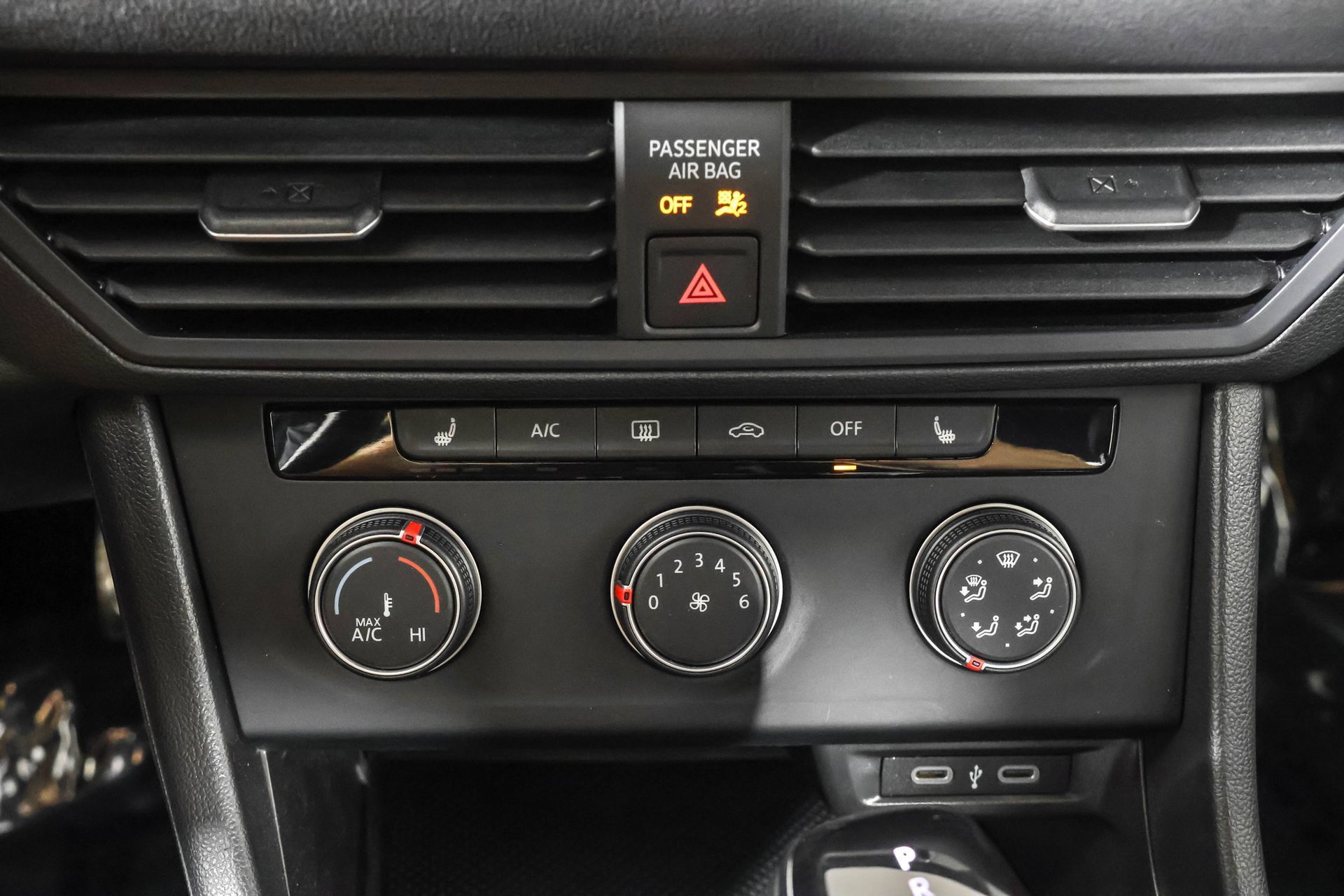 Used 2024 Volkswagen Jetta Sport FWD image 30