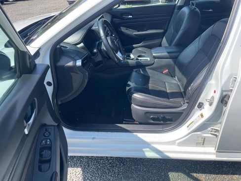 Used 2019 Nissan Altima 2.5 SR w/ SR Premium Package AWD/4WD image 10
