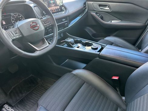 Used 2025 Nissan Rogue SV w/ Rock Creek Premium Package AWD/4WD image 10