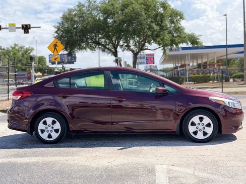 Used 2018 Kia Forte LX image 6