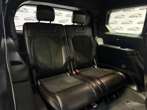 Used 2023 Jeep Grand Cherokee L Laredo image 38