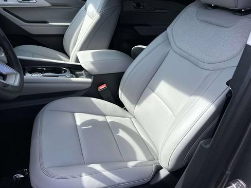 New 2026 Ford Explorer Active w/ Active Comfort Package AWD/4WD image 24