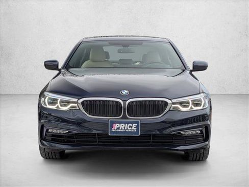 Used 2017 BMW 530i xDrive image 2