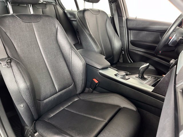 Used 2016 BMW 328i xDrive Sedan AWD/4WD image 39