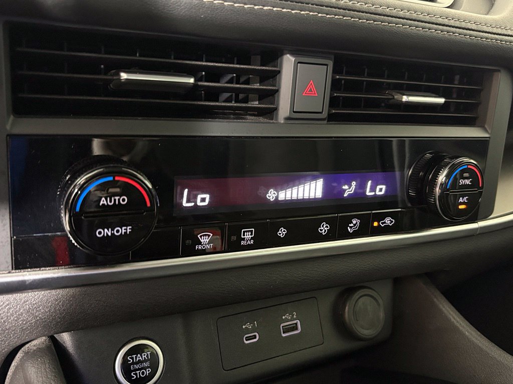 Used 2023 Nissan Rogue SV FWD image 26