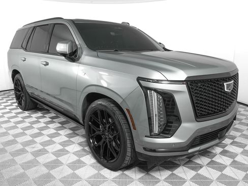 Used 2025 Cadillac Escalade Sport w/ Touring Package AWD/4WD image 2
