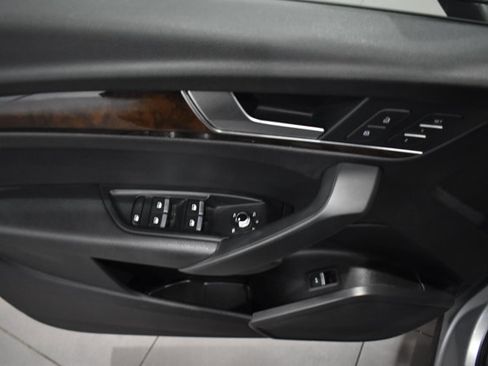 Used 2018 Audi Q5 2.0T Premium image 35