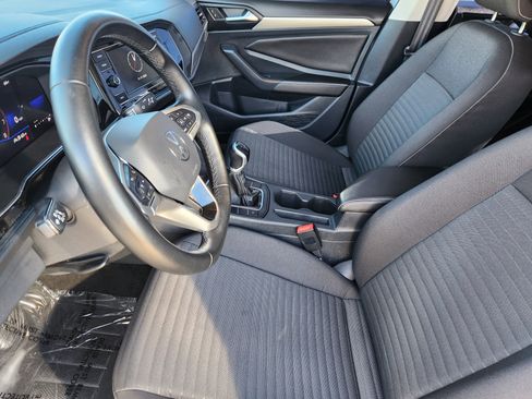 Used 2024 Volkswagen Jetta S image 8