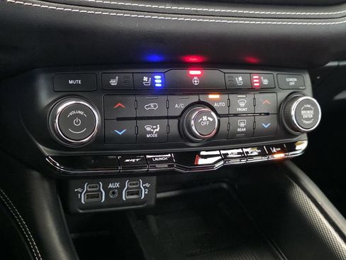 Used 2021 Dodge Durango SRT Hellcat w/ Technology Group AWD/4WD image 35