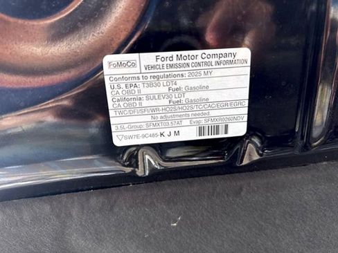 Used 2025 Ford Expedition Max Platinum w/ Platinum Ultimate Package AWD/4WD image 36