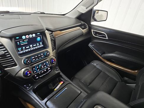 Used 2019 GMC Yukon Denali AWD/4WD image 27
