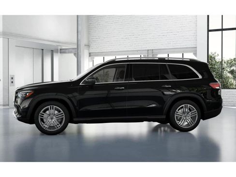 New 2026 Mercedes-Benz GLS 450 4MATIC image 34