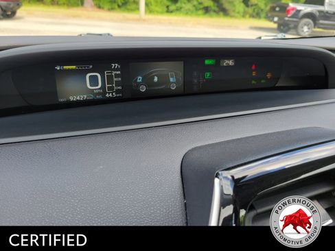 Used 2020 Toyota Prius XLE FWD image 32